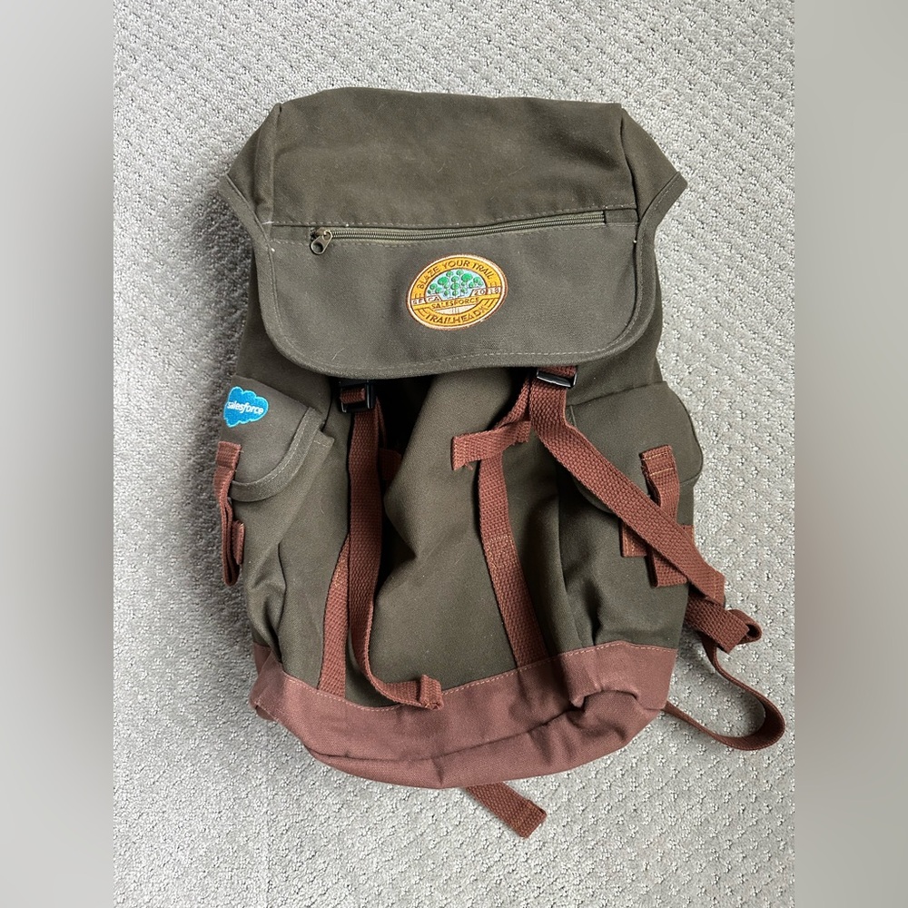 Salesforce TrailheaDX Camper Style Backpack